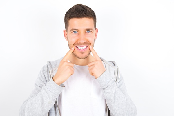 Achieve Your Dream Smile With Expert Teeth Straightening Services